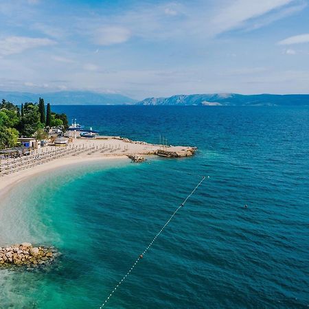 Apartments By The Sea Selce, Crikvenica - 16375 外观 照片