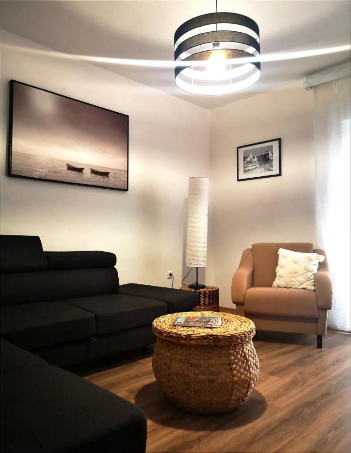 Apartments By The Sea Selce, Crikvenica - 16375 外观 照片