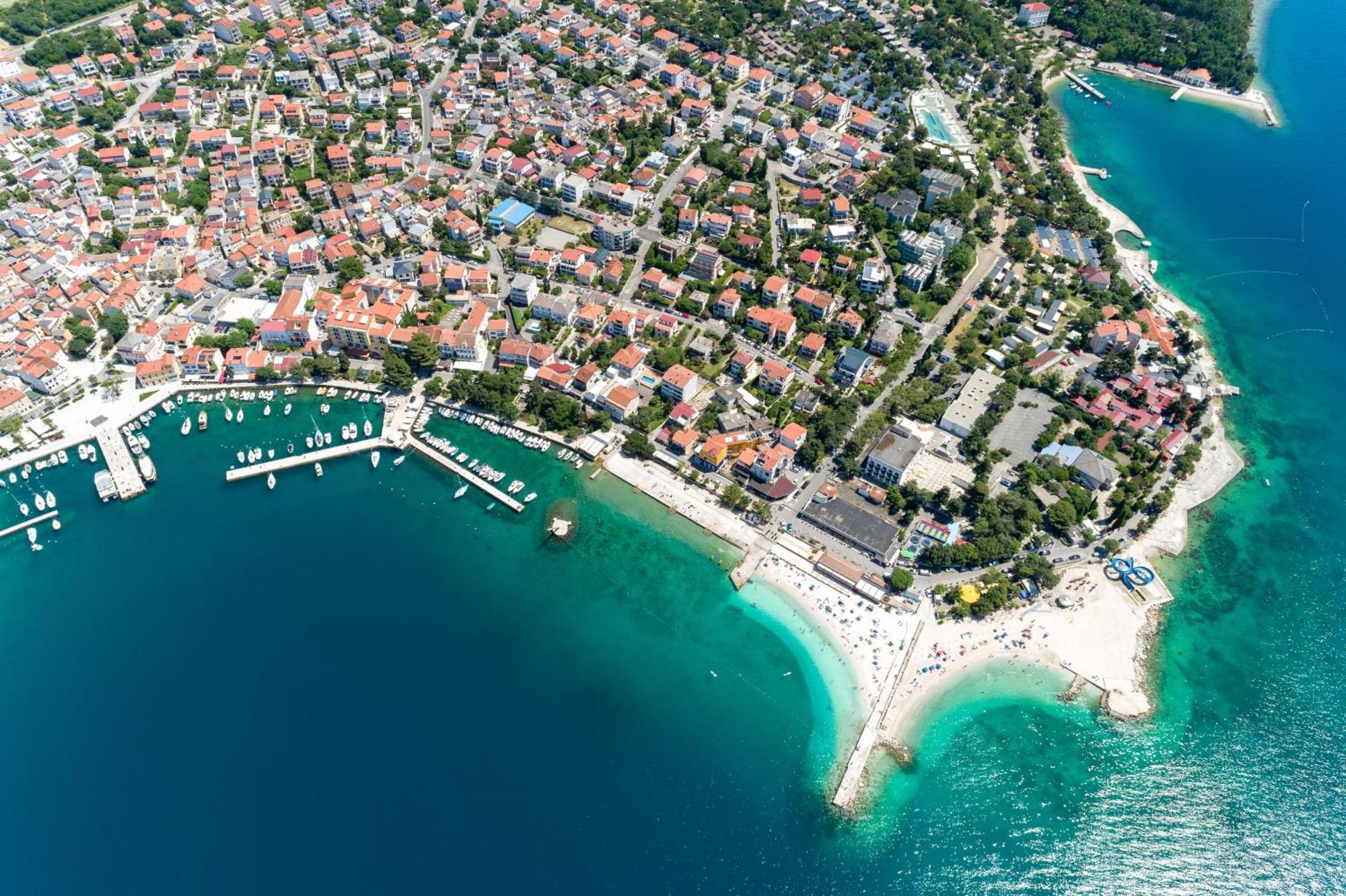 Apartments By The Sea Selce, Crikvenica - 16375 外观 照片